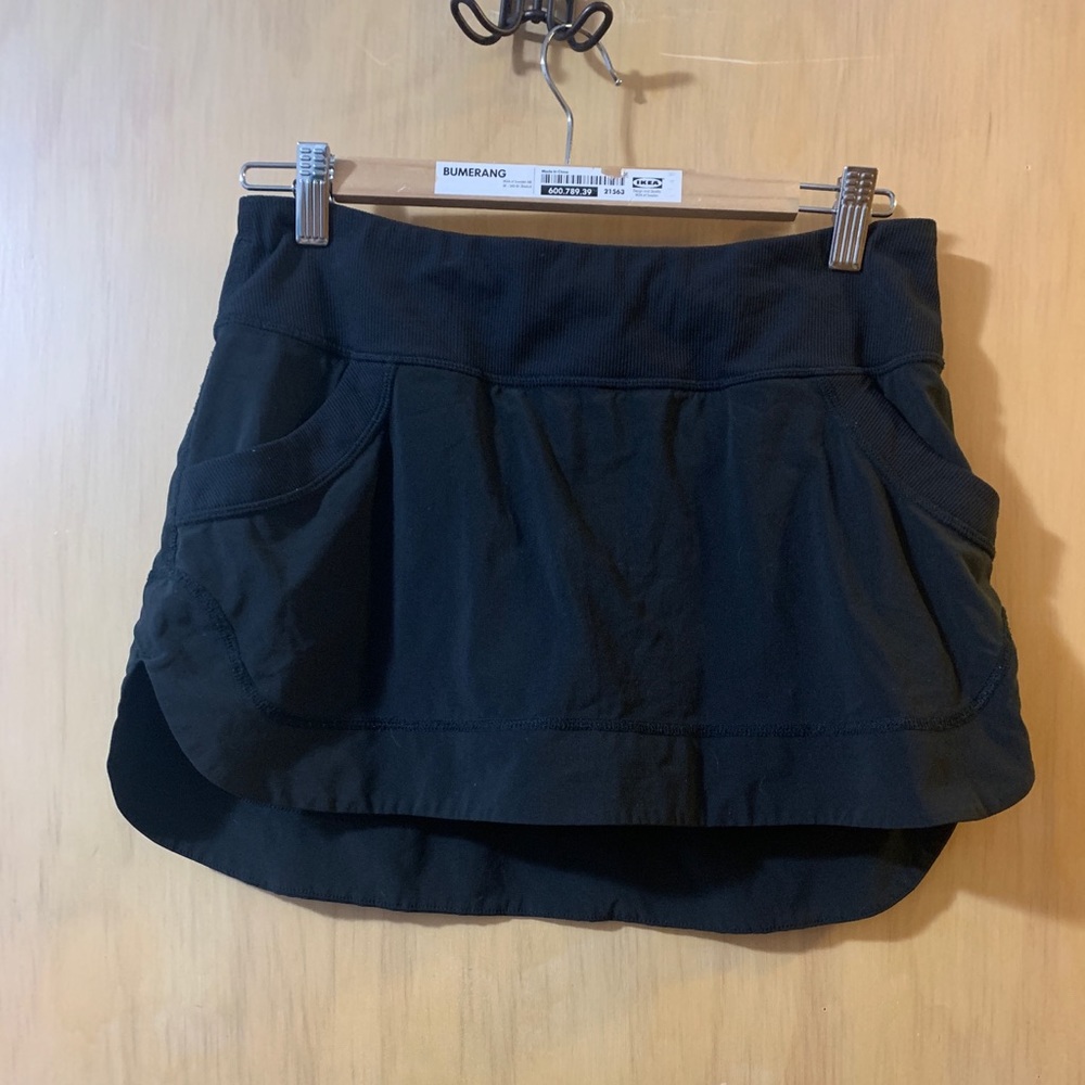 Lululemon skort- skirt with shorts zipper pocket